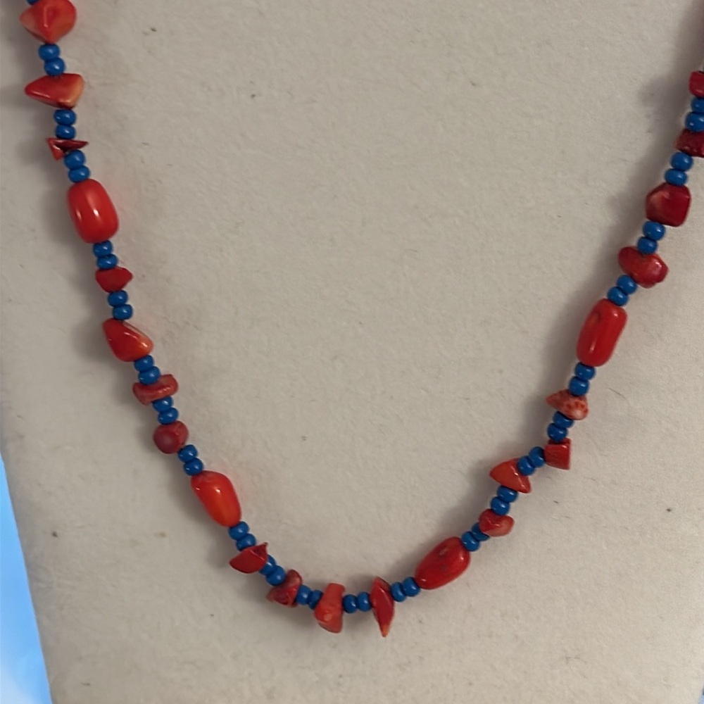 Apple Coral & Lapis Beaded Necklace handmade - Picture 2 of 5